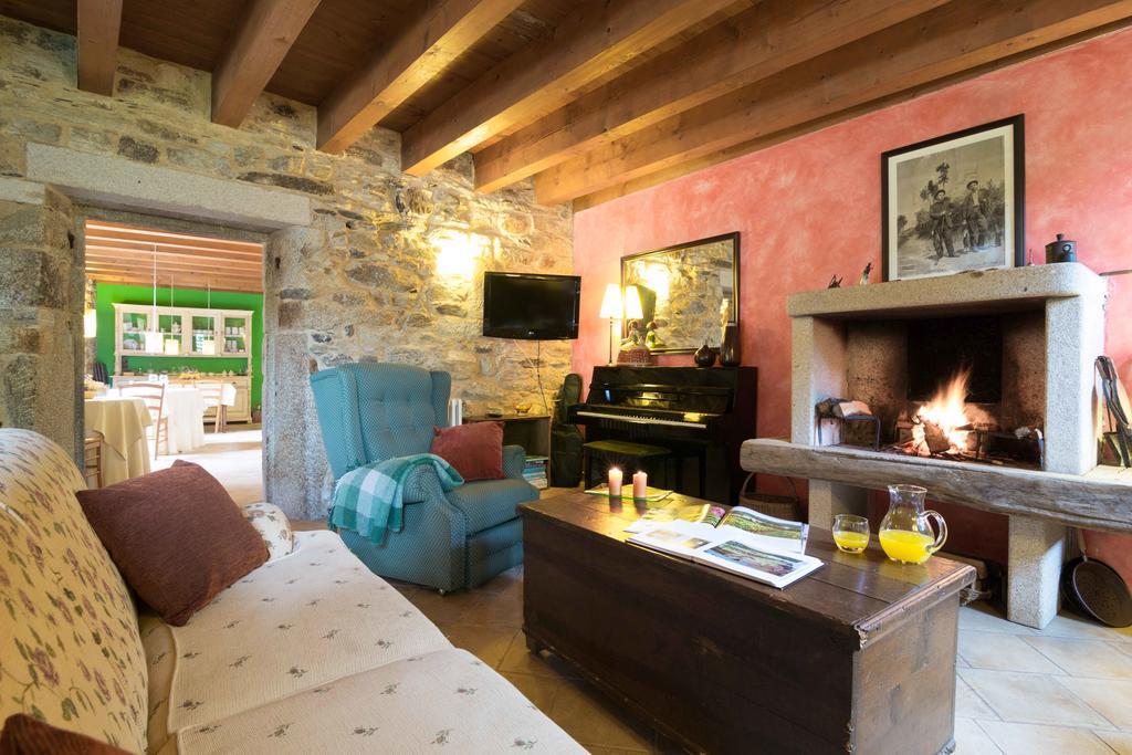 Casa Rural Grana Da Acea Monfero Exteriér fotografie